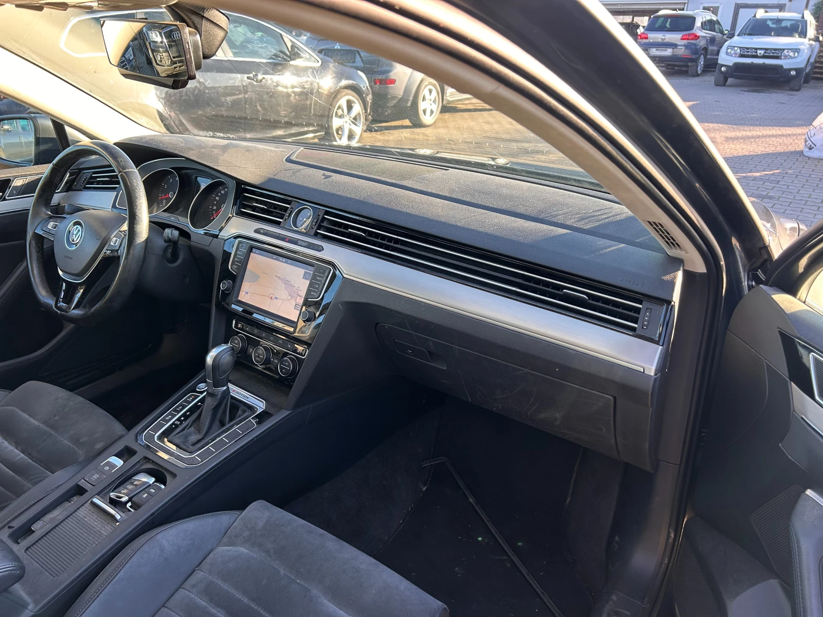 VW Passat 2.0TSI R-LINE 4MOTION/AVTOMAT/PANORAMA/KOJA EURO 6 | Mobile.bg � ����������� 11