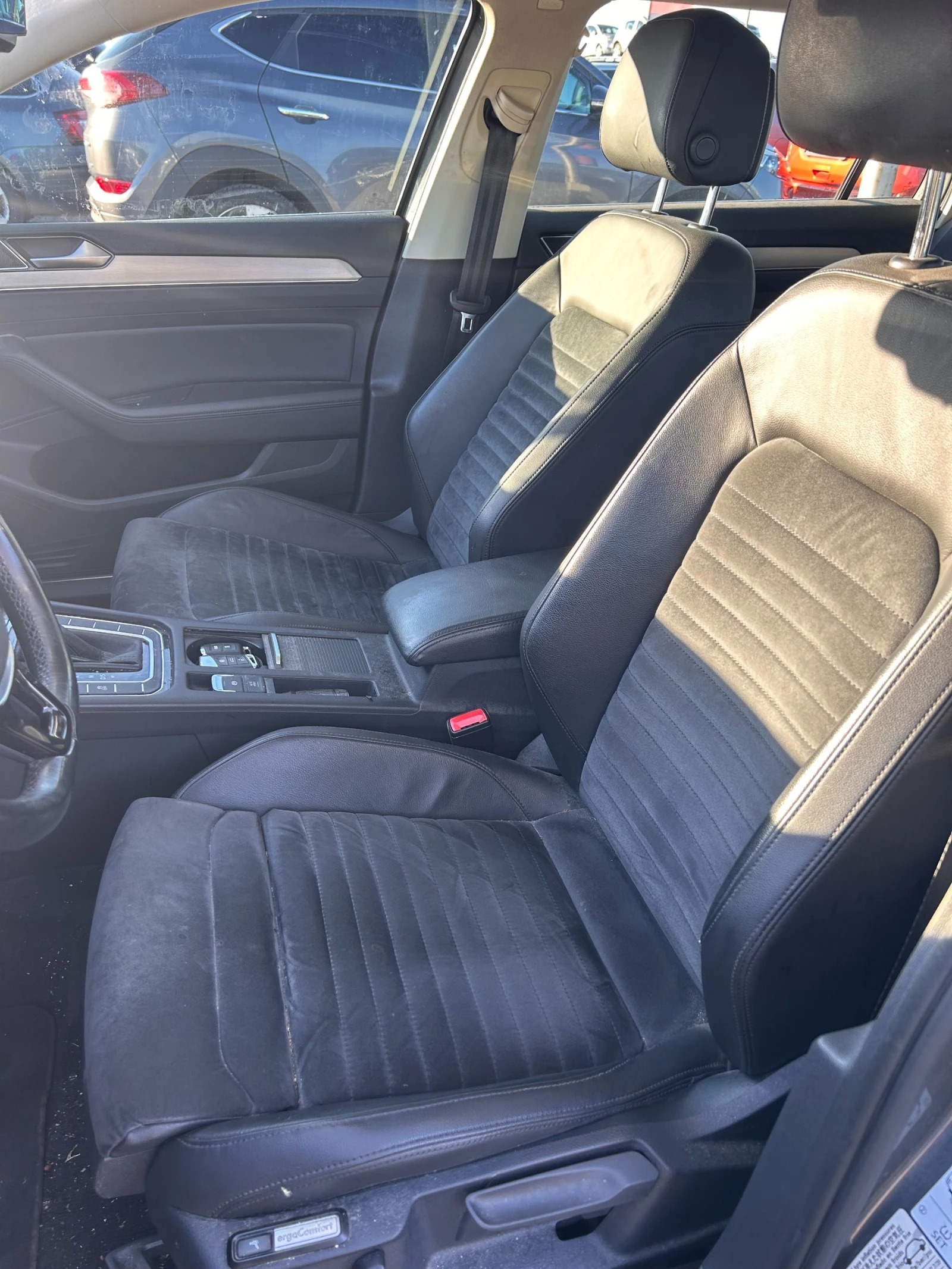 VW Passat 2.0TSI R-LINE 4MOTION/AVTOMAT/PANORAMA/KOJA EURO 6 | Mobile.bg � ����������� 12