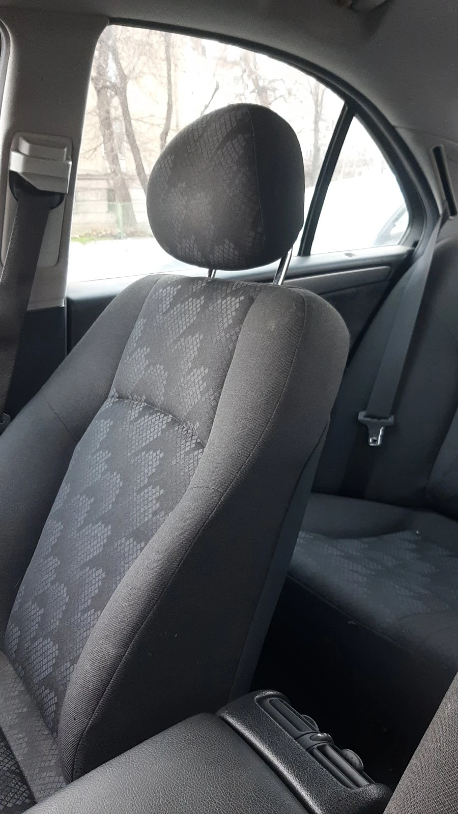 Mercedes-Benz C 200, снимка 4 - Автомобили и джипове - 53427853