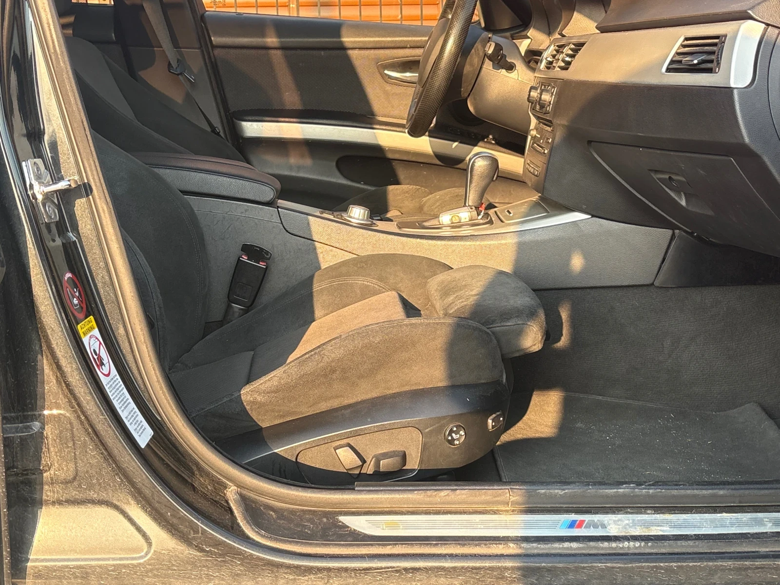 BMW 330 xDrive/keyless/m-tech, снимка 13 - Автомобили и джипове - 53747982