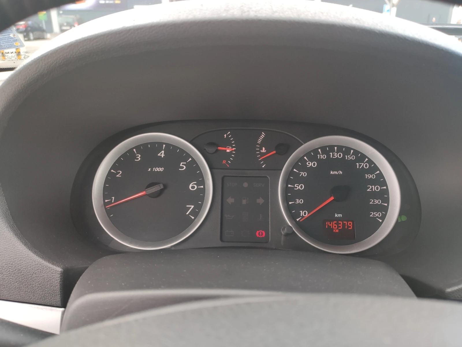 Renault Symbol, снимка 9 - Автомобили и джипове - 53940548