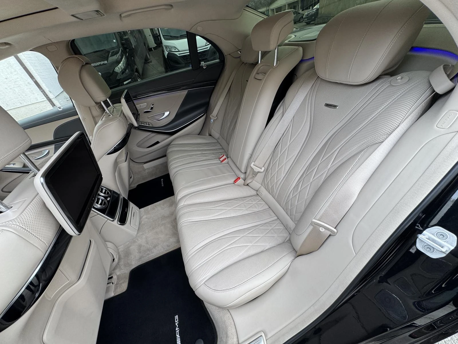 Mercedes-Benz S 63 AMG, снимка 12 - Автомобили и джипове - 53950760