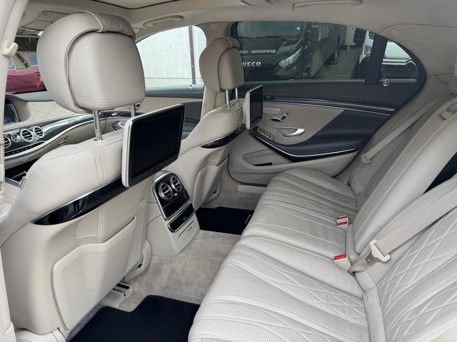 Mercedes-Benz S 63 AMG, снимка 16 - Автомобили и джипове - 53950760