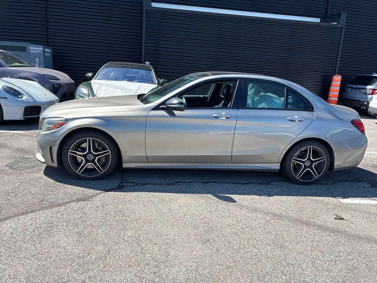 Mercedes-Benz C 300 4MATIC * KEYLESS * �������� * ������� *  | Mobile.bg � ����������� 3