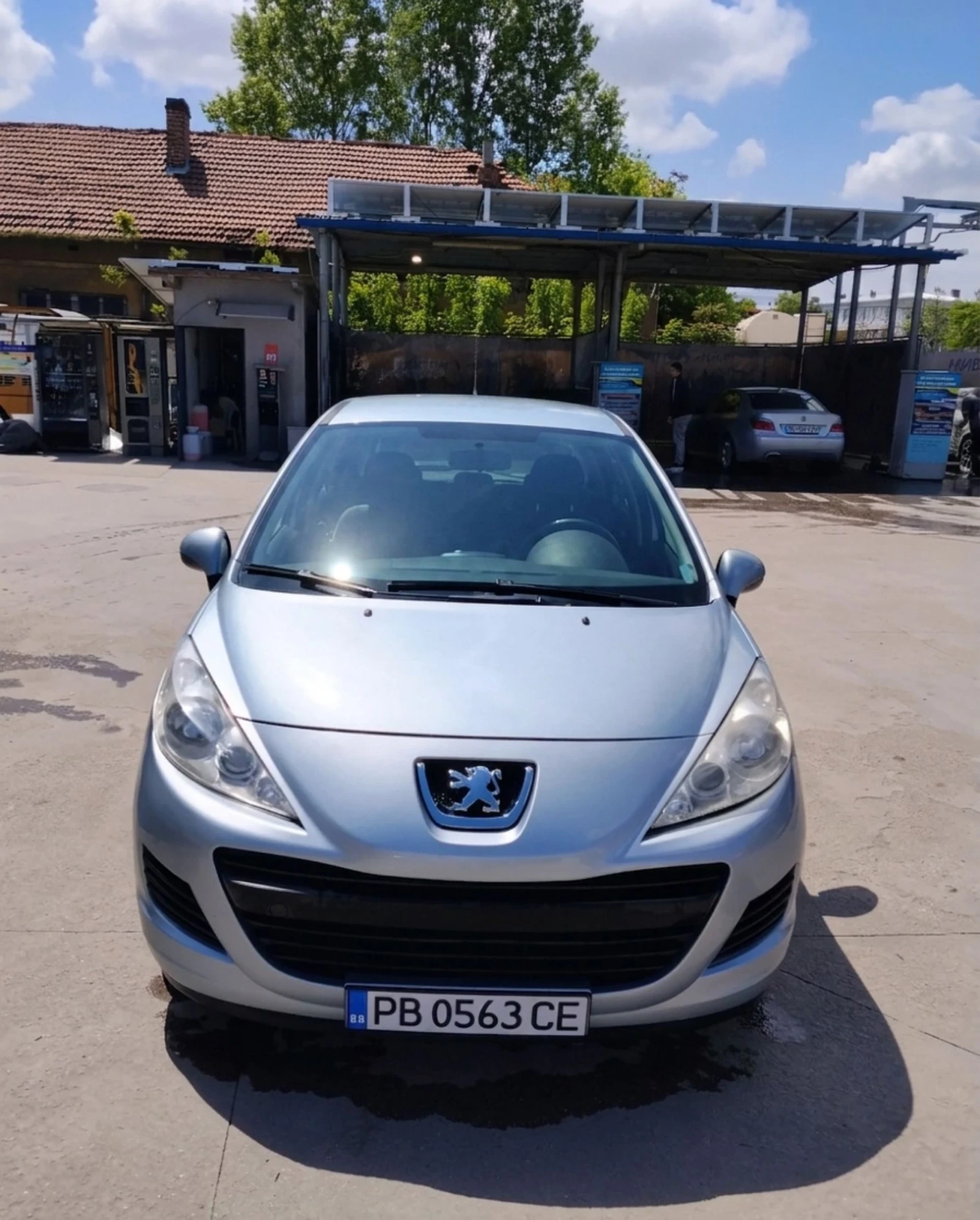 Peugeot 207