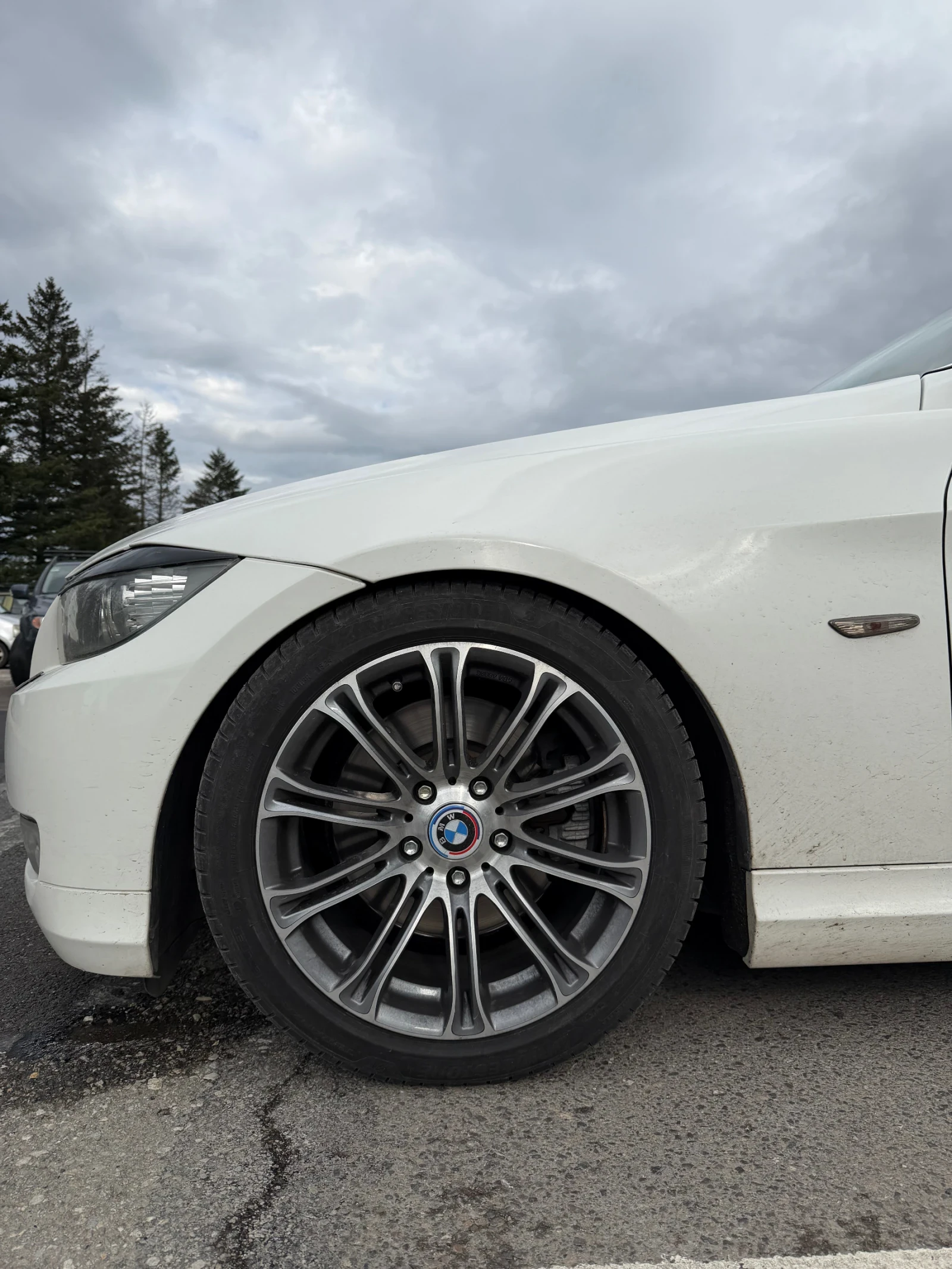 BMW 330, снимка 3 - Автомобили и джипове - 54656674