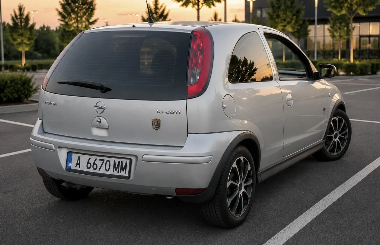 Opel Corsa 1.3 CDTl 2006г, снимка 5 - Автомобили и джипове - 54886722