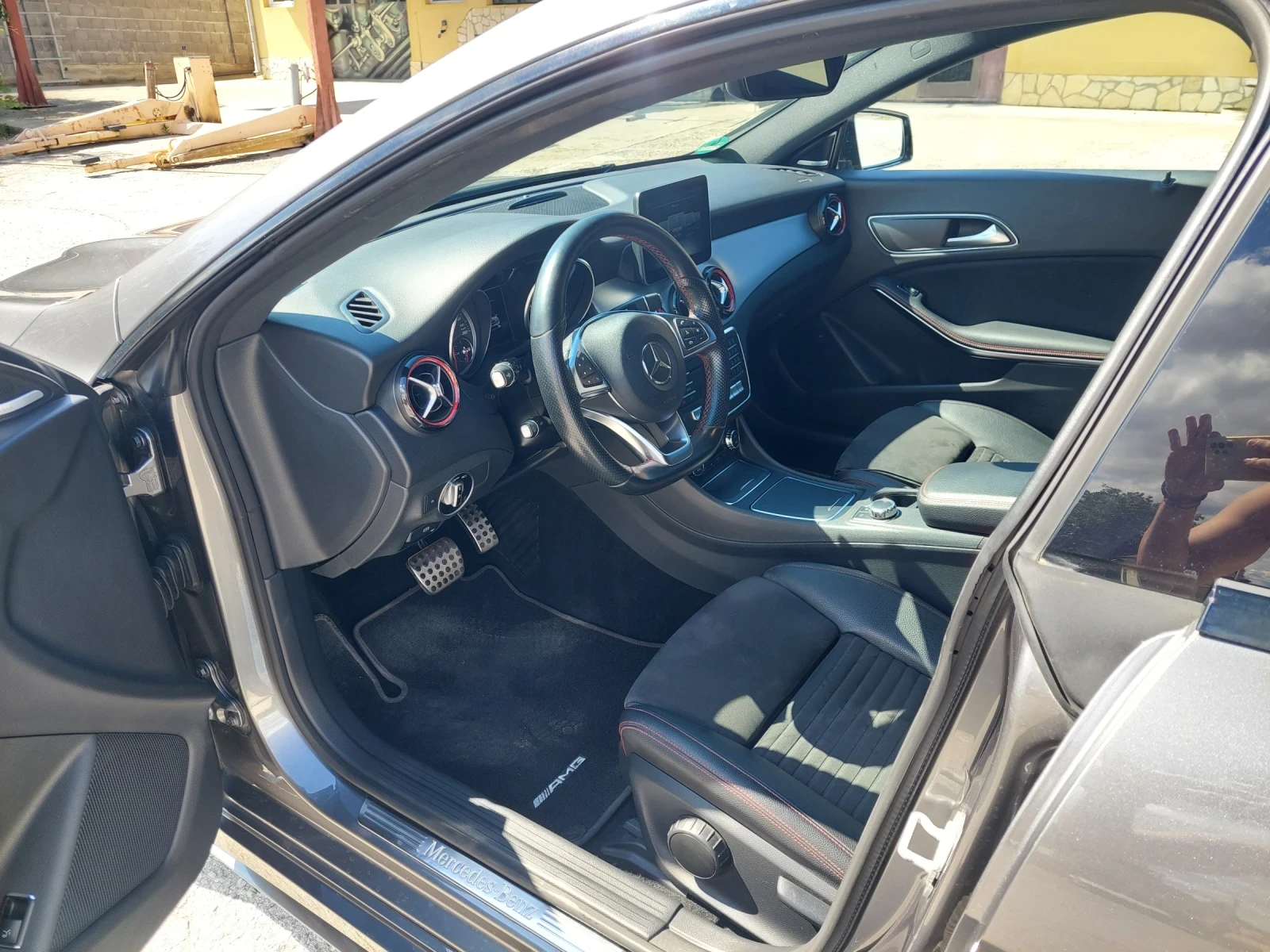 Mercedes-Benz CLA 200 AMG SHOOTING BRAKE, снимка 7 - Автомобили и джипове - 54915695