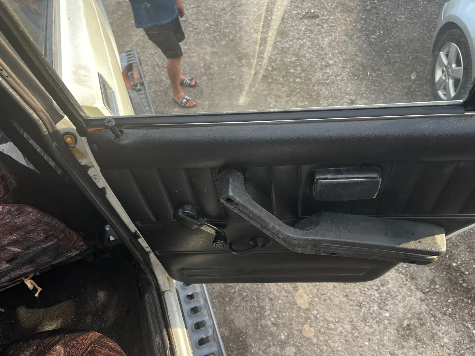 Lada 2105 1300, снимка 6 - Автомобили и джипове - 55878400