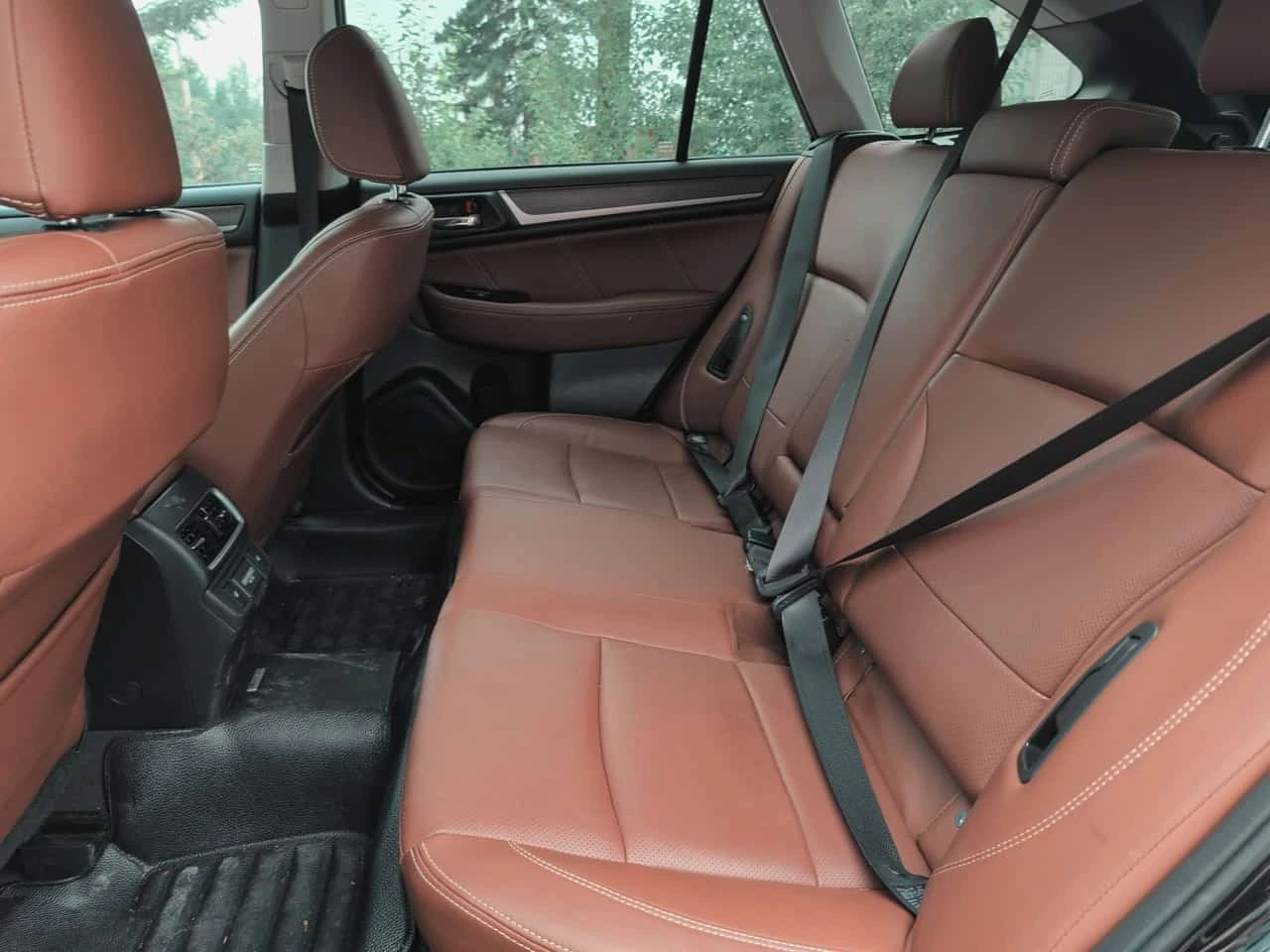 Subaru Outback * Premier * CARFAX * АВТОКРЕДИТ* , снимка 5 - Автомобили и джипове - 56182584