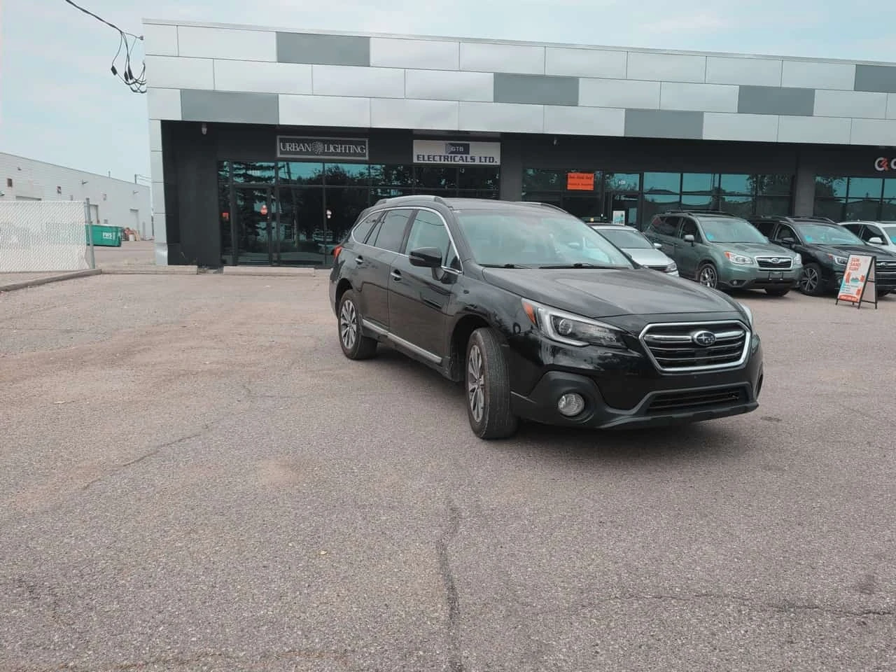 Subaru Outback * Premier * CARFAX * АВТОКРЕДИТ* , снимка 14 - Автомобили и джипове - 56182584