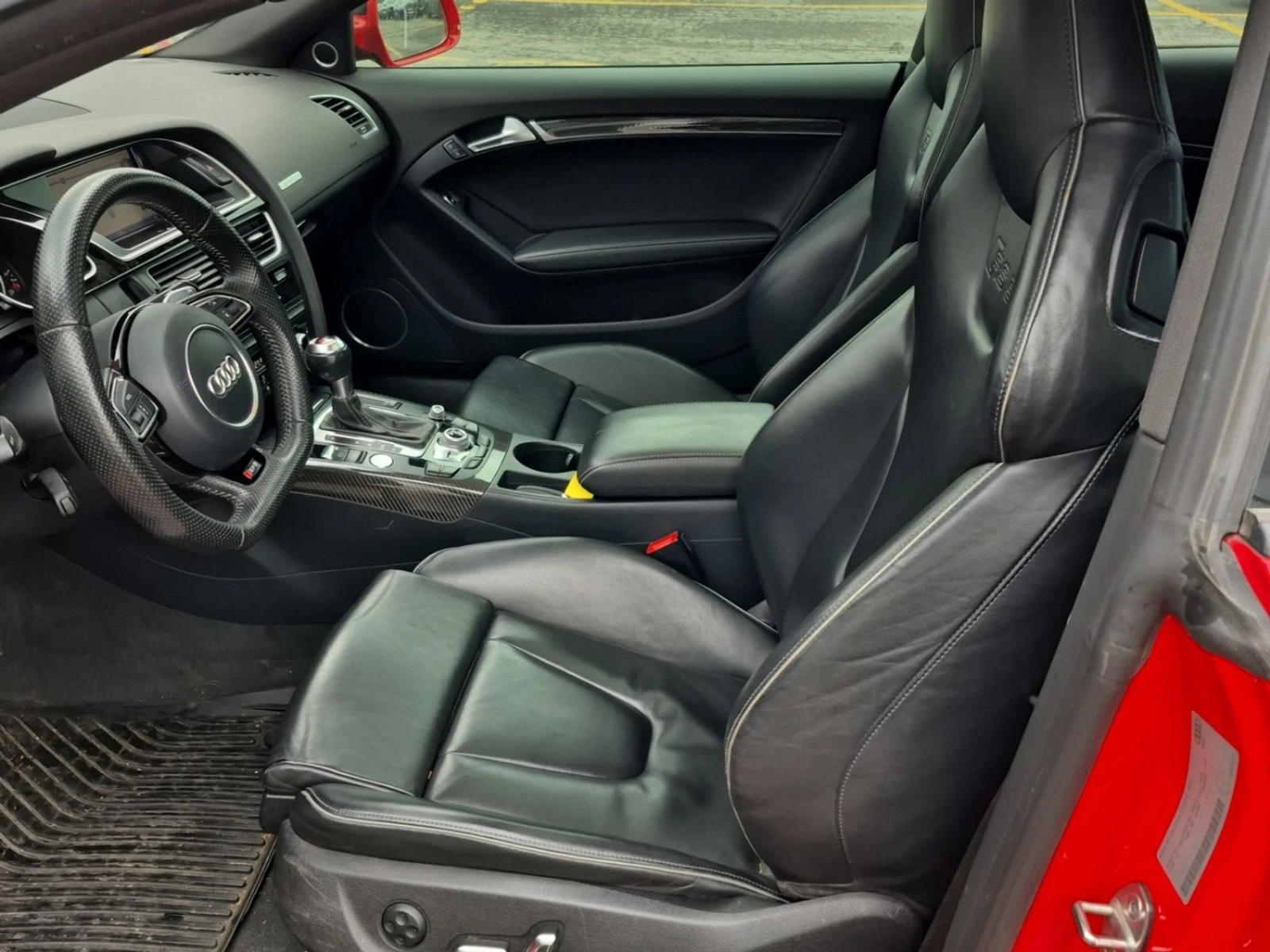 Audi Rs5 quattro * Панорама * АвтоКредит (ЦЕНА ДО БГ), снимка 9 - Автомобили и джипове - 56333078