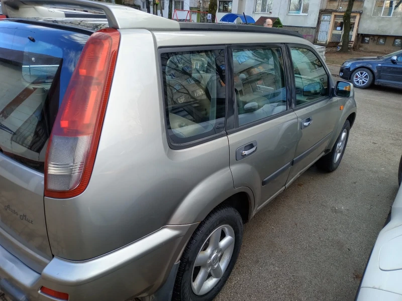 Nissan X-trail 2.2dizel, снимка 3 - Автомобили и джипове - 48086074