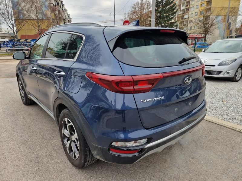 Kia Sportage 1.6 с газ, снимка 8 - Автомобили и джипове - 48332637