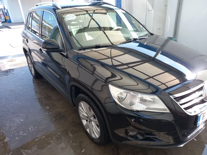 VW Tiguan, снимка 13 - Автомобили и джипове - 49164031