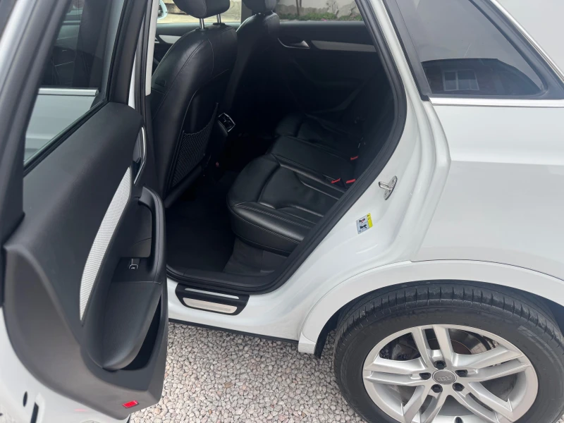Audi Q3 2.0TDI* NAVI* AUT* 4X4* SPORT* TOP* ЛИЗИНГ, снимка 15 - Автомобили и джипове - 52089519