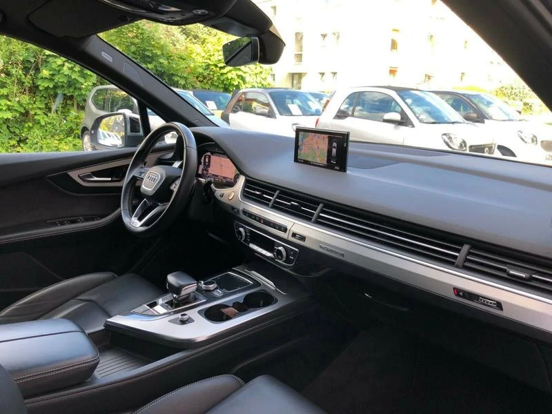 Audi SQ7 4.0 TDI quattro, снимка 11 - Автомобили и джипове - 33556093