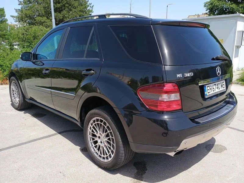 Mercedes-Benz ML 320 3.2 на пружини   УНИКАЛЕН!!!, снимка 4 - Автомобили и джипове - 47615380