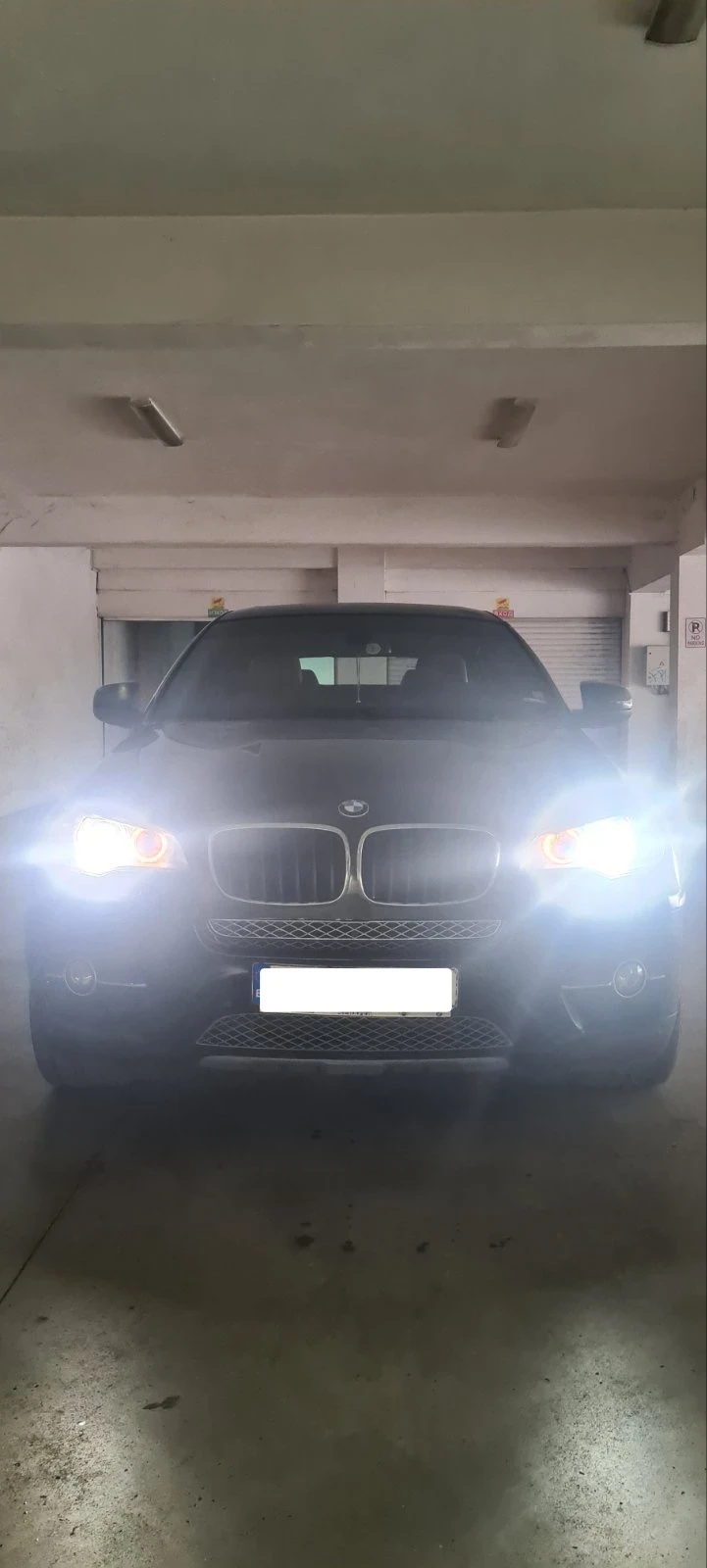 BMW X6 3000D - изображение 9