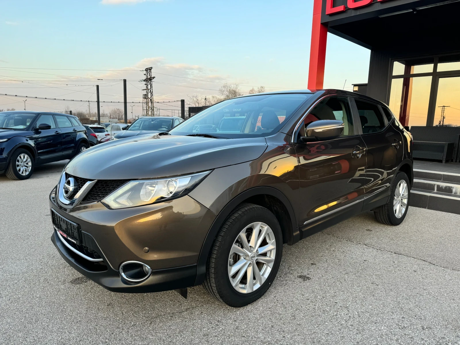 Nissan Qashqai 1.6D-LED-АВТОПИЛОТ - изображение 3