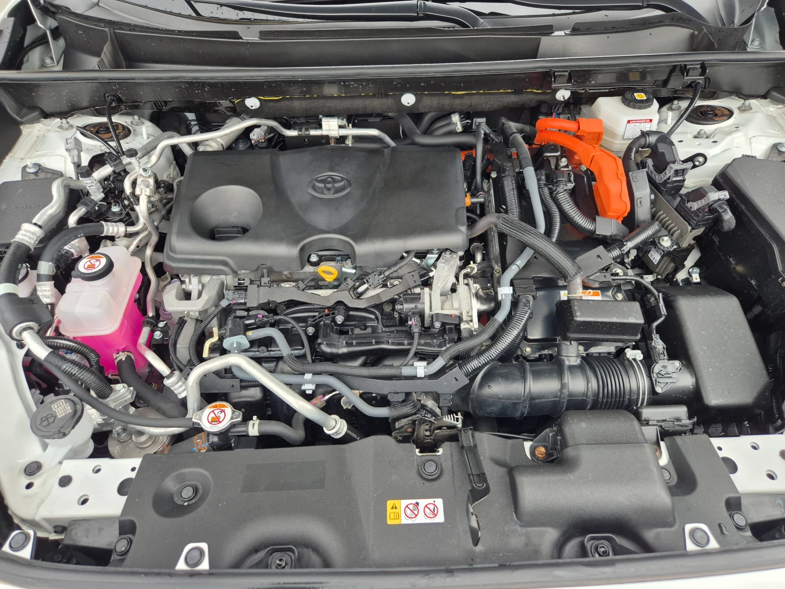 Toyota Rav4 AWD Plug-in hybrid  | Mobile.bg — изображение 16