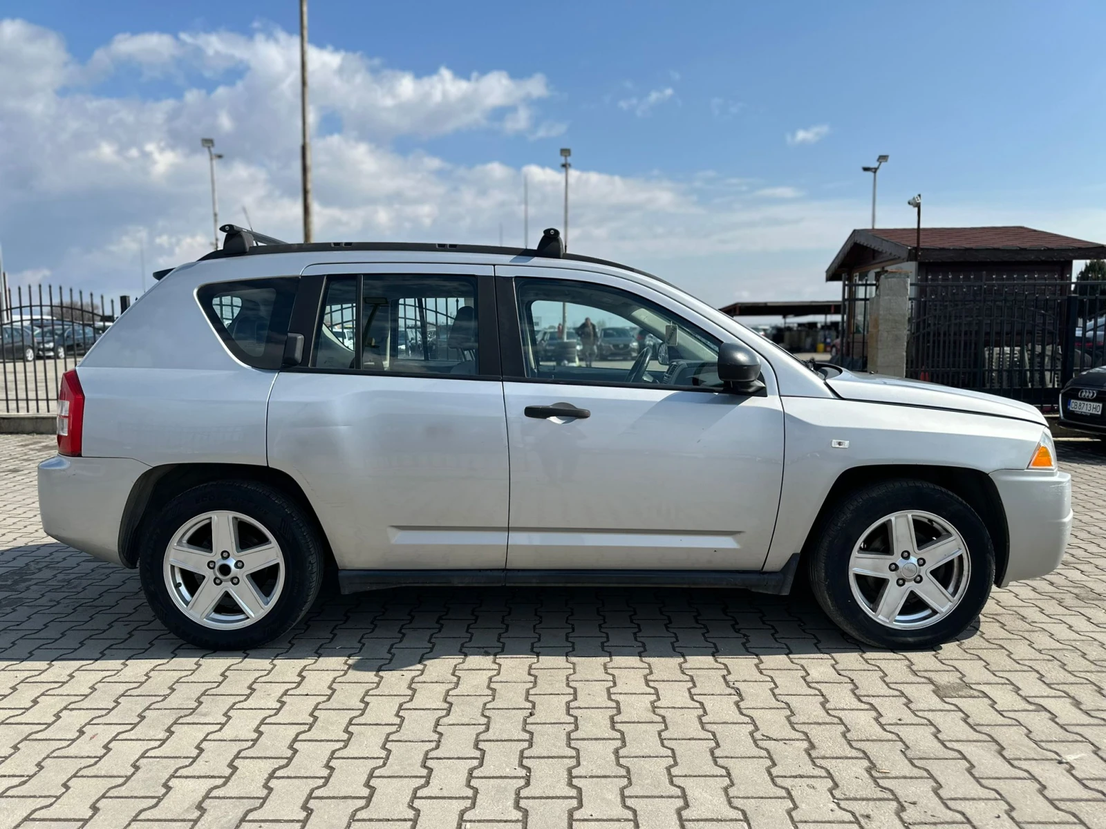 Jeep Compass / 2.0D / 4X4 / 140 HP / , снимка 6 - Автомобили и джипове - 53732879