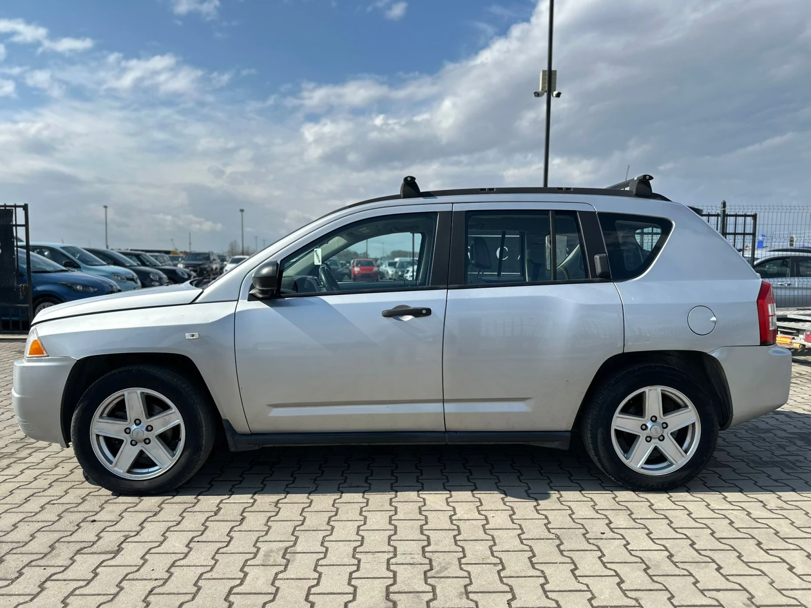 Jeep Compass / 2.0D / 4X4 / 140 HP / , снимка 2 - Автомобили и джипове - 53732879
