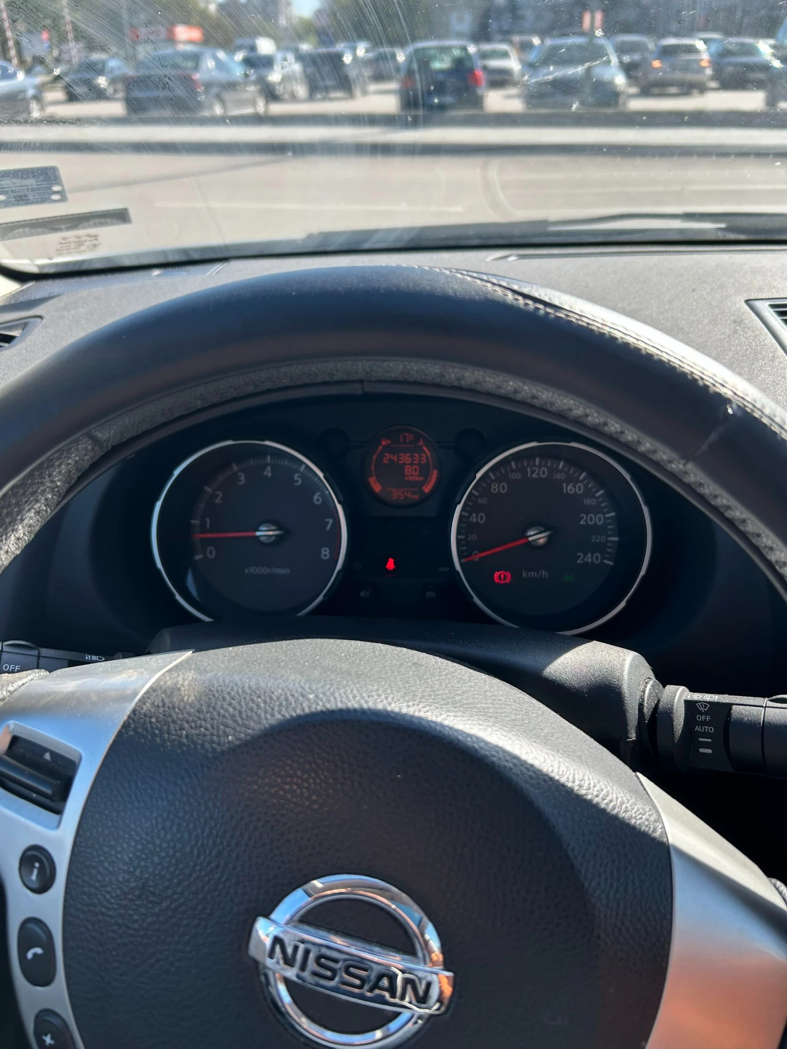 Nissan Qashqai, снимка 7 - Автомобили и джипове - 54312573