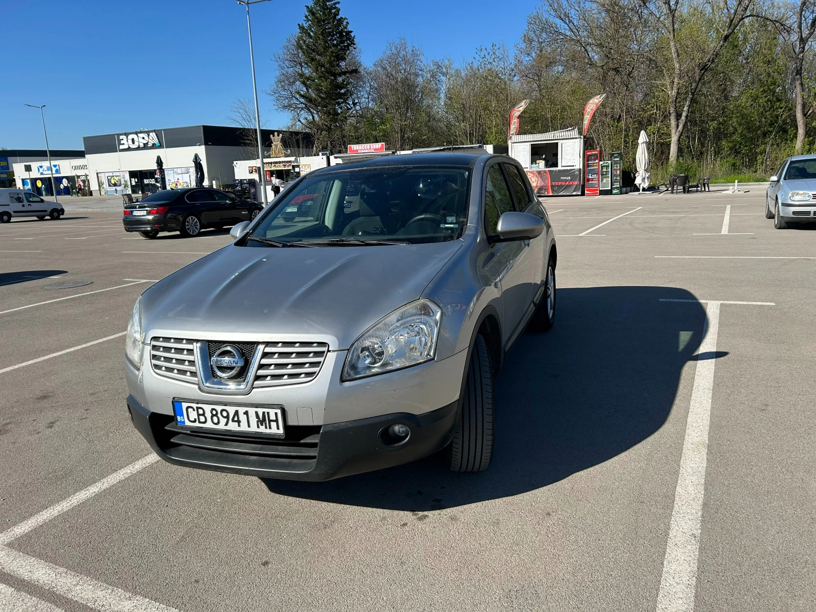 Nissan Qashqai, снимка 3 - Автомобили и джипове - 54312573