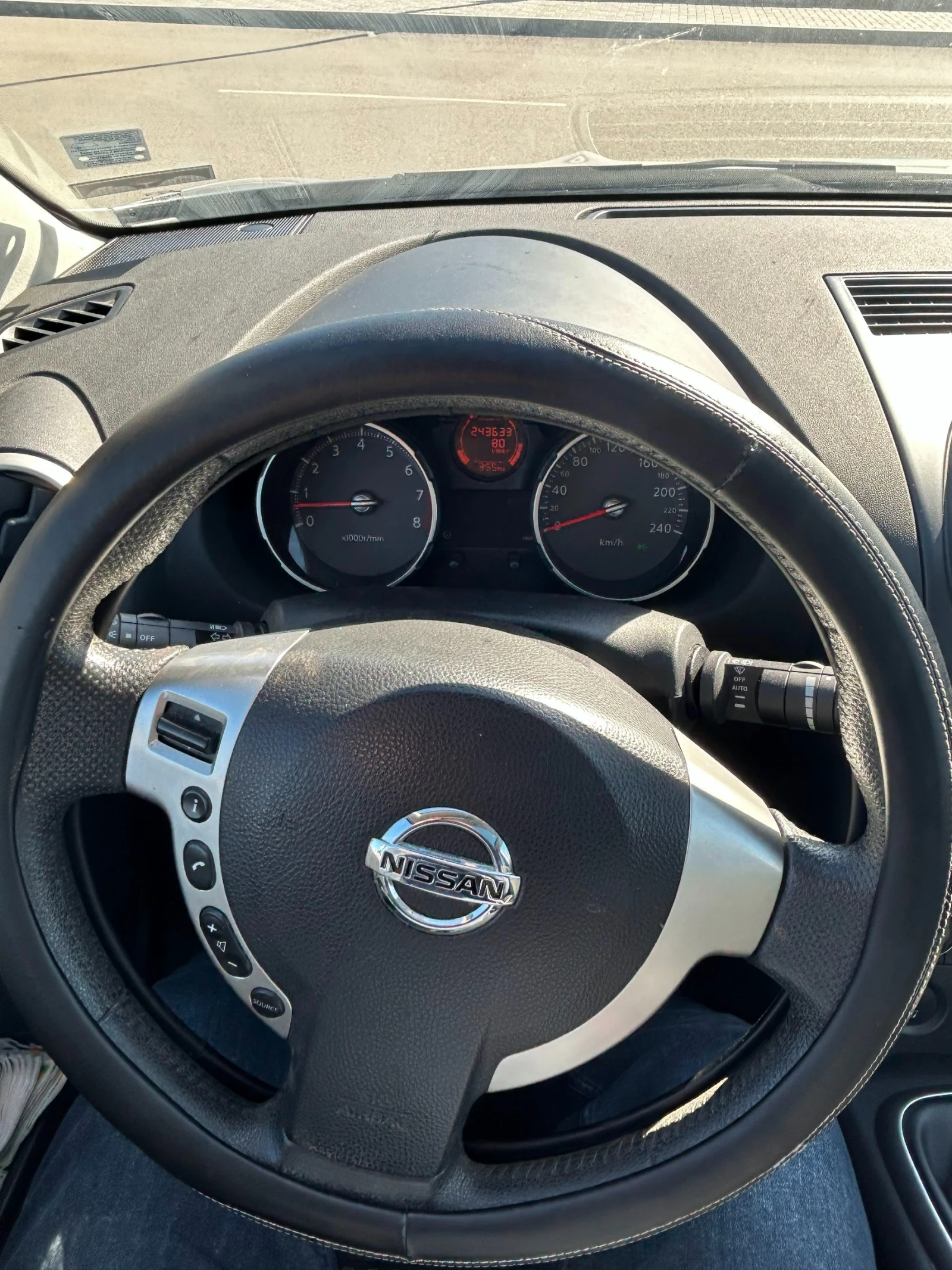 Nissan Qashqai, снимка 5 - Автомобили и джипове - 54312573