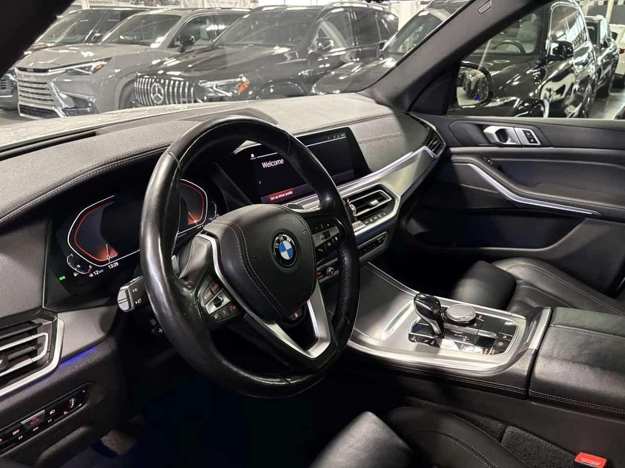 BMW X5 * xDrive40i * AWD| NAV| HUD| AMBIENT| PANOROOF| LE, снимка 7 - Автомобили и джипове - 54357925