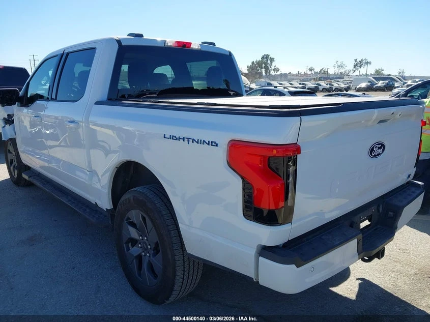 Ford F150 Lightning Flash 4WD SuperCrew 5.5' Box, снимка 3 - Автомобили и джипове - 54378557