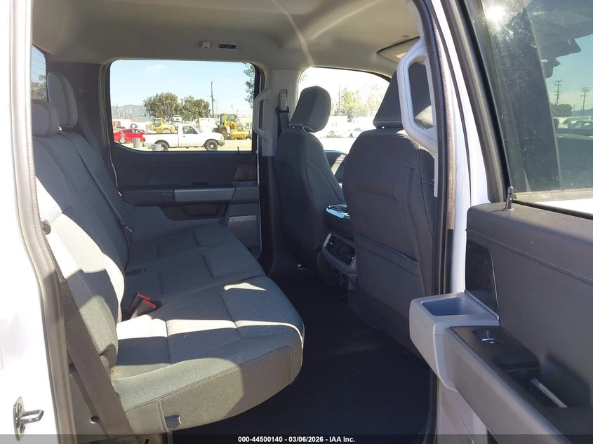 Ford F150 Lightning Flash 4WD SuperCrew 5.5' Box, снимка 8 - Автомобили и джипове - 54378557