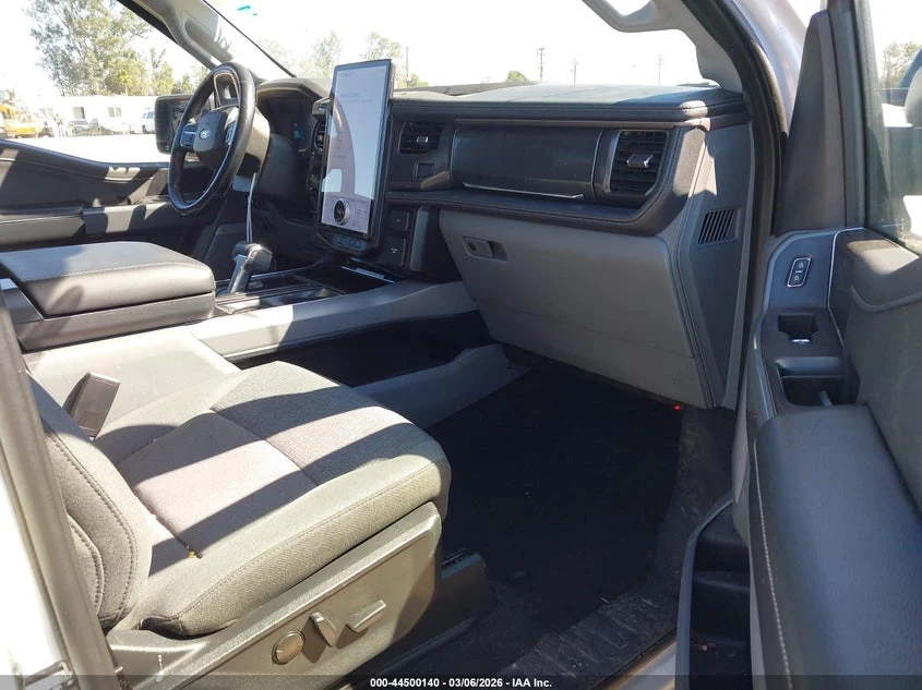 Ford F150 Lightning Flash 4WD SuperCrew 5.5' Box, снимка 5 - Автомобили и джипове - 54378557