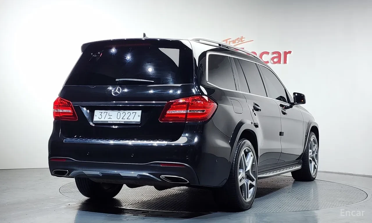 Mercedes-Benz GLS 500, снимка 3 - Автомобили и джипове - 54573601