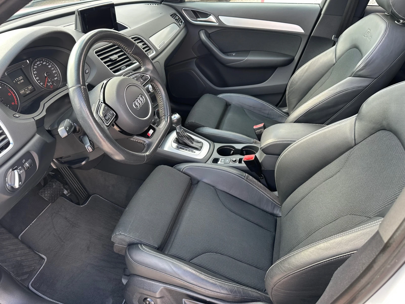 Audi Q3 2.0tdi 184кс 3х S-LINE LED PANORAMA, снимка 11 - Автомобили и джипове - 55416142