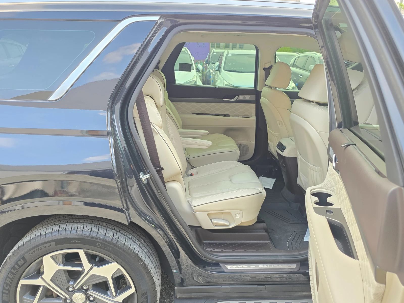Hyundai Palisade 2.2 Calligraphy, снимка 9 - Автомобили и джипове - 55583665