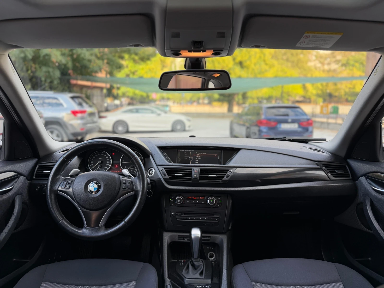 BMW X1 2.3D* xD* AUTOMATIC* PANORAMA* GOLQMO NAVI, снимка 13 - Автомобили и джипове - 56202442