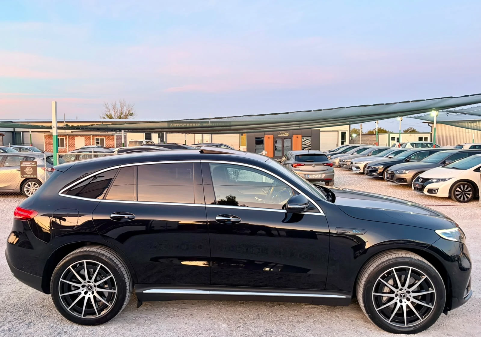 Mercedes-Benz EQC 4MATIC, снимка 4 - Автомобили и джипове - 56341379
