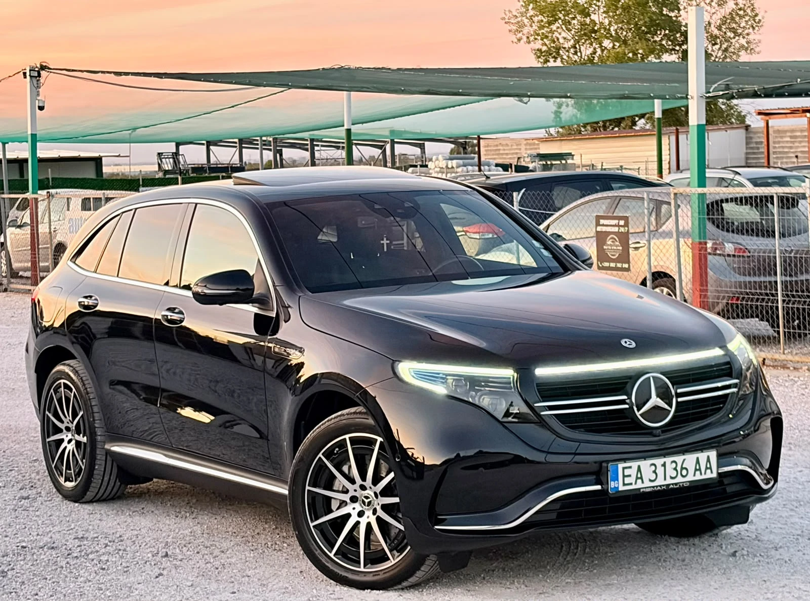 Mercedes-Benz EQC 4MATIC, снимка 3 - Автомобили и джипове - 56341379