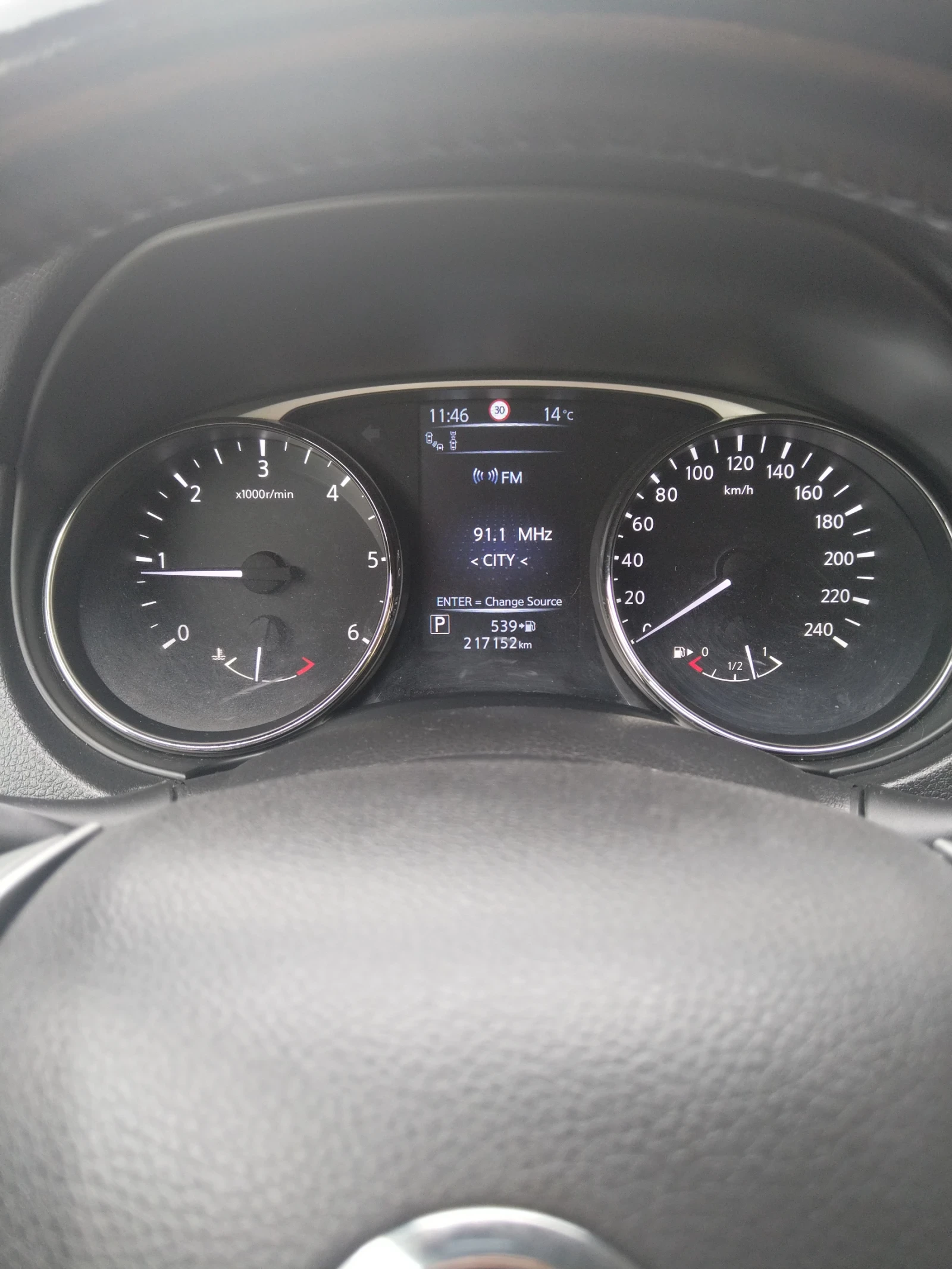 Nissan X-trail, снимка 13 - Автомобили и джипове - 56745890