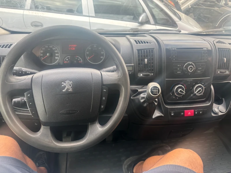 Peugeot Boxer 2.2, снимка 6 - Бусове и автобуси - 47456480