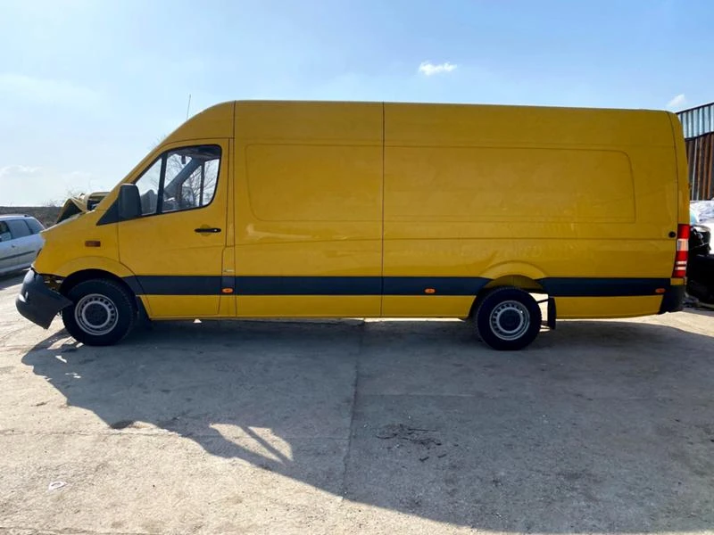 Mercedes-Benz Sprinter 316 2.2 CDI на части, снимка 3 - Бусове и автобуси - 31983125