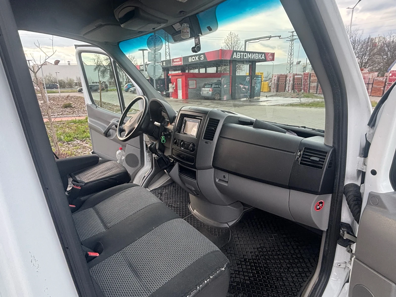 Mercedes-Benz 313, снимка 9 - Бусове и автобуси - 54044276