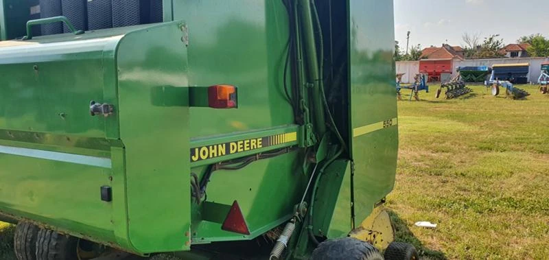 Балировачка John Deere 550 сезал и мрежа - изображение 3