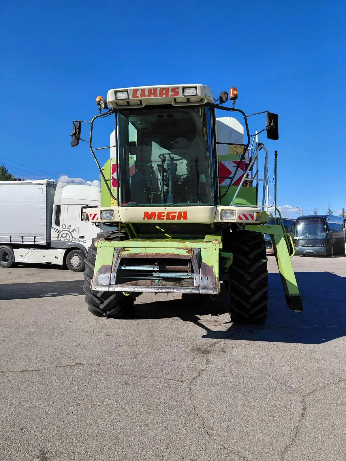 Комбайн Claas 204, снимка 2 - Селскостопанска техника - 54230695