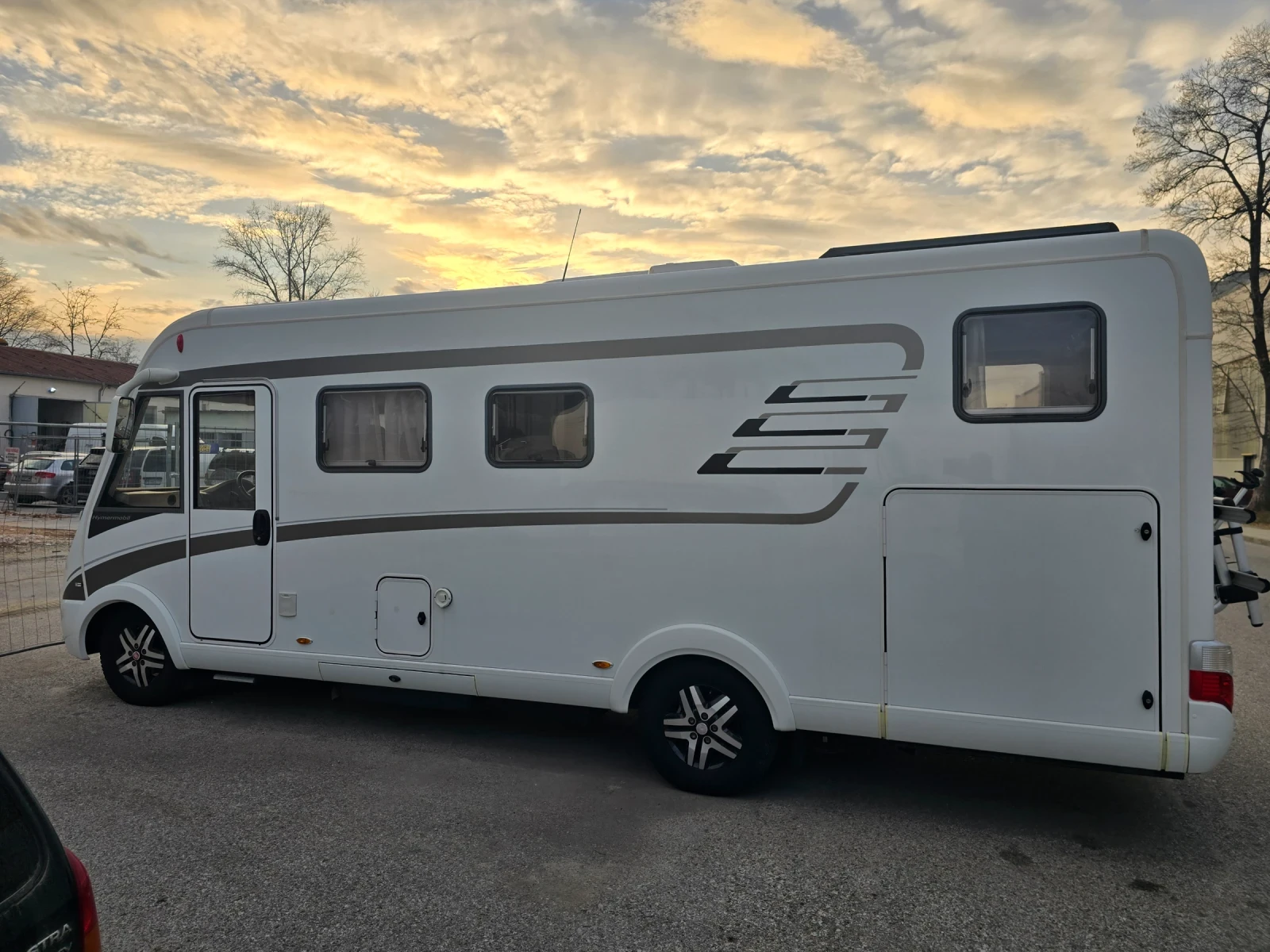 Кемпер HYMER / ERIBA B678 20 000km Автоматик AMPLO - изображение 2
