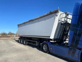 Полуремарке Schmitz 60куб, снимка 1