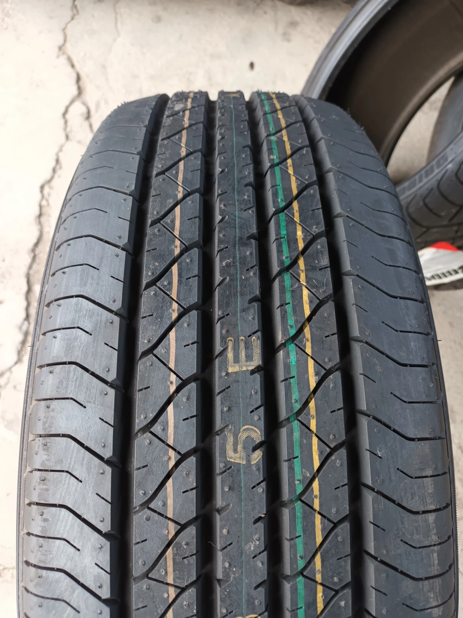 ���� 235/55R19 | Mobile.bg � ����������� 2
