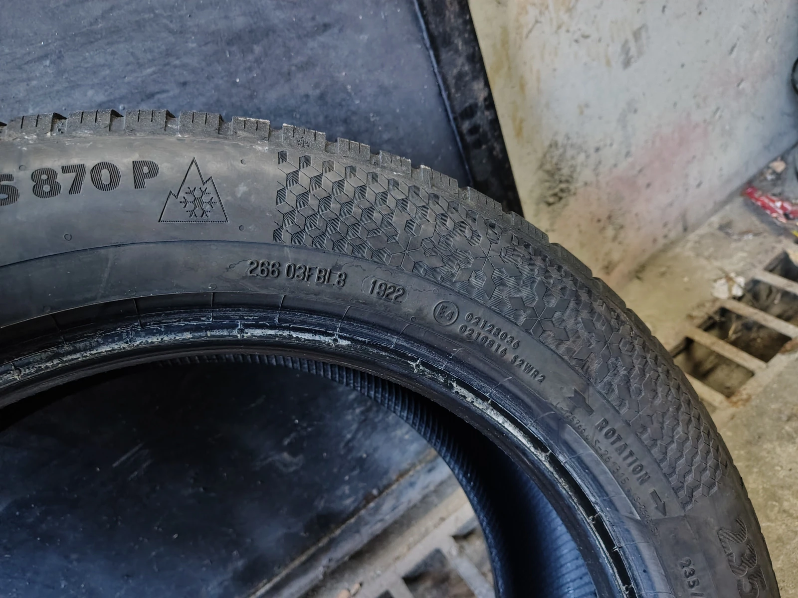 Гуми Зимни 235/55R18, снимка 9 - Гуми и джанти - 53776049